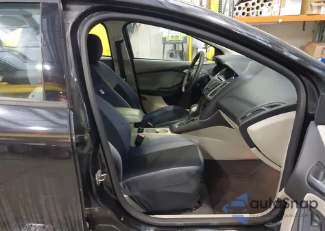 2013 Ford Focus Se из США, поврежденный, VIN 1FADP3F23DL340065